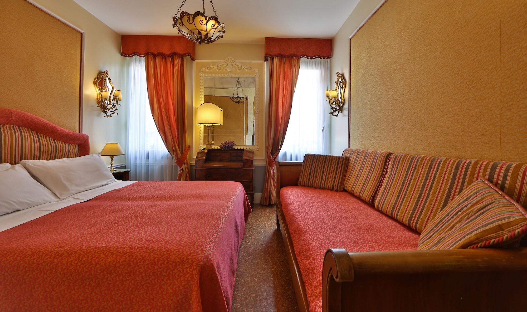 Arlecchino 3* Venecia